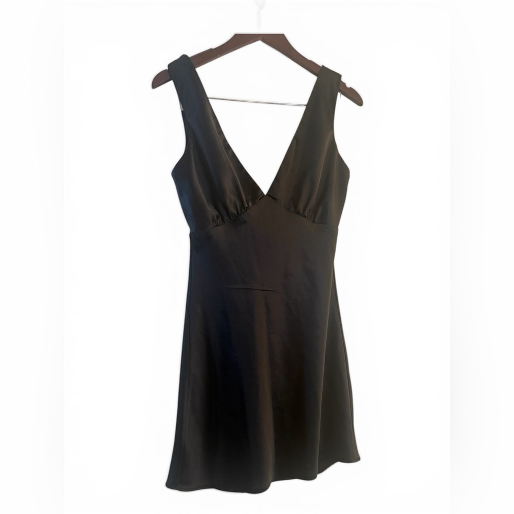 Emerald Sundae Classic Black Dress